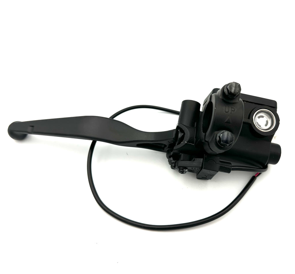 Right brake control with brake fluid reservoir epa-1